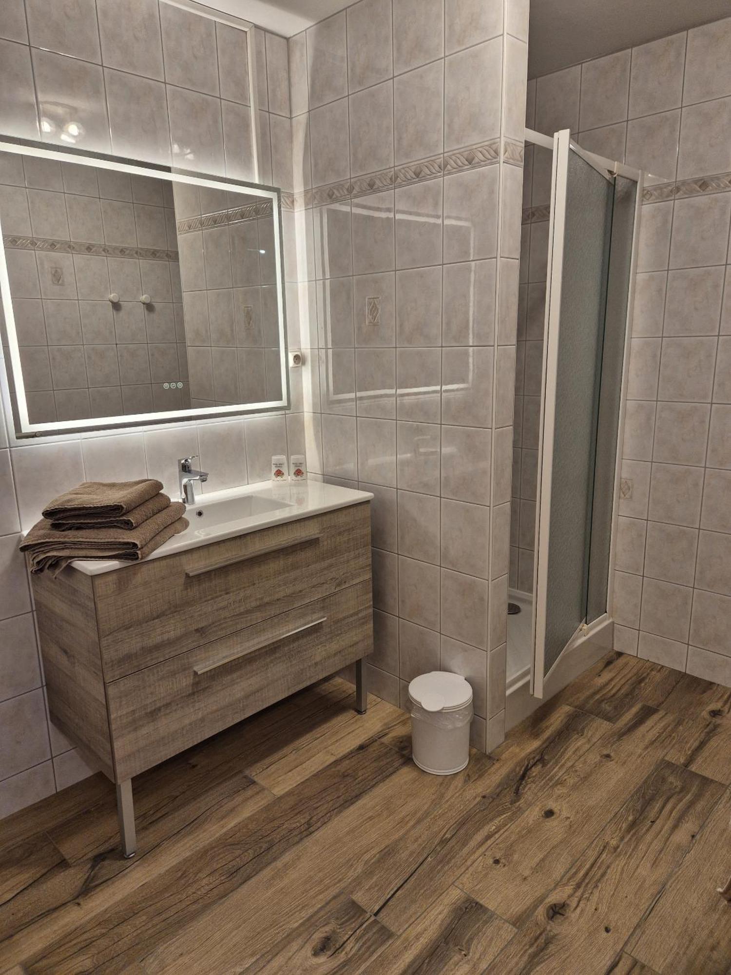 Chambres Thirion Saint-Hippolyte  Phòng bức ảnh